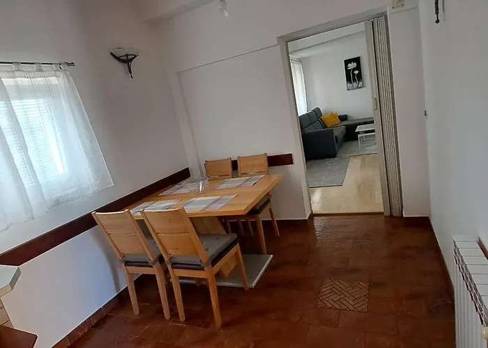 San Lorenzo Apartments